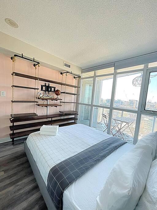 Exquisite Condos By Cn Tower- Dwtown , To Торонто Экстерьер фото
